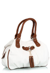 KIARA-White-Handbag-2857-170202-1-catalog